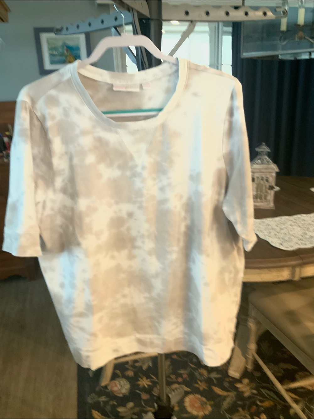 Kim Gravel Tie-Dye Short Sleeve Women's Top - Beige/White